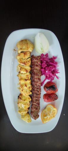 عکس رستوران و گلخانه  سفیر سبز