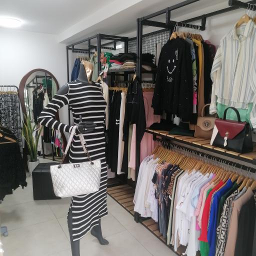 عکس گالری آدا 