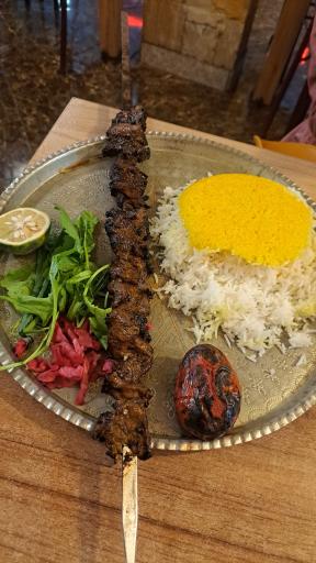 عکس چلوکبابی محمود