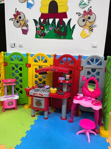 کودکستان و خانه بازی روشان