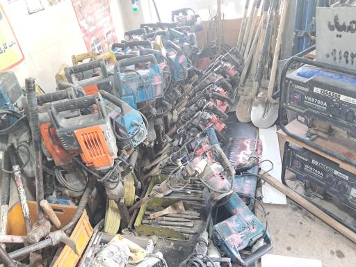 عکس کرایه ابزار آلات صنعتی