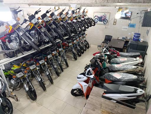 عکس موتورفروشی عباس زاده