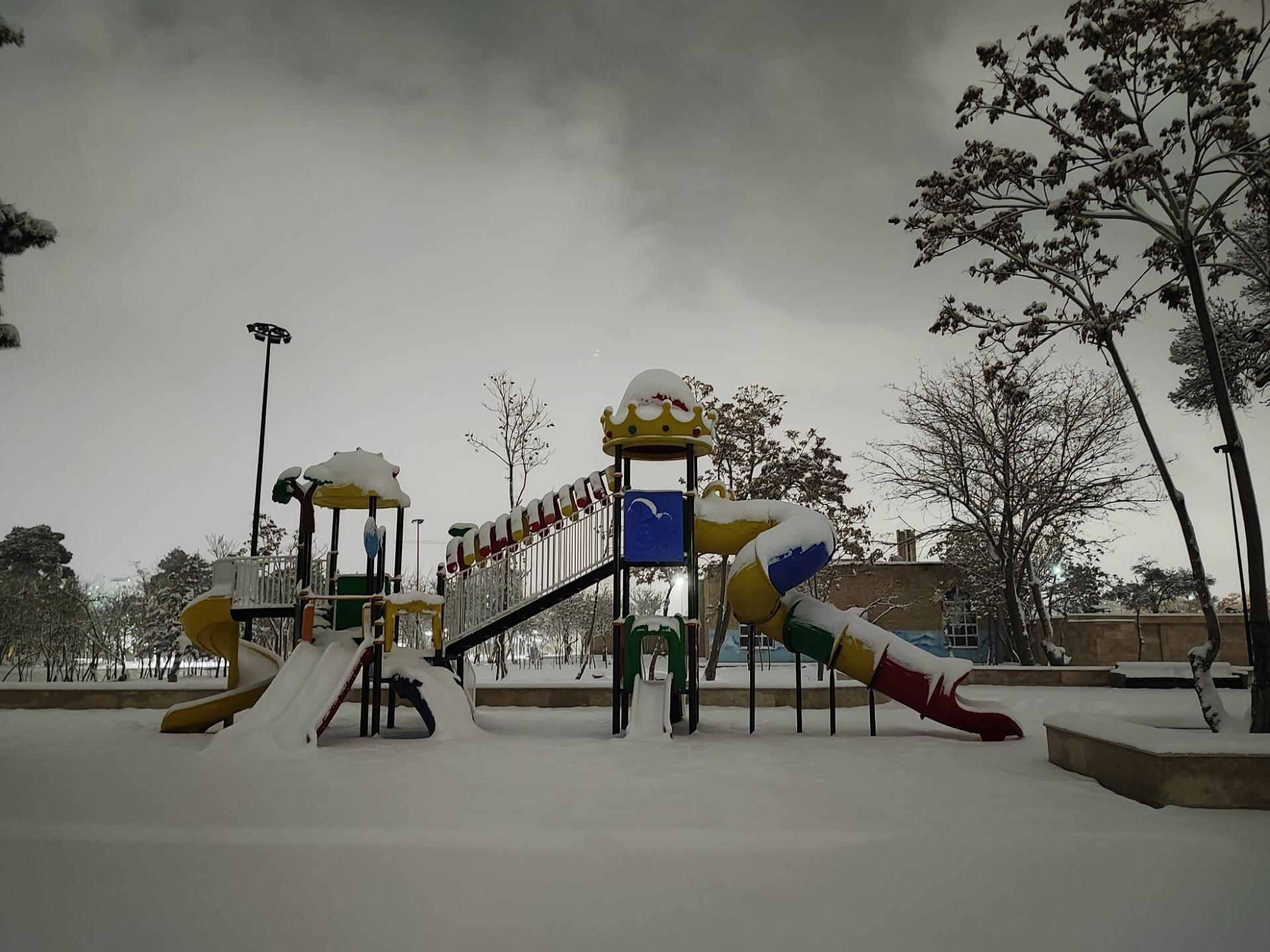 عکس پارک بازی کودکان