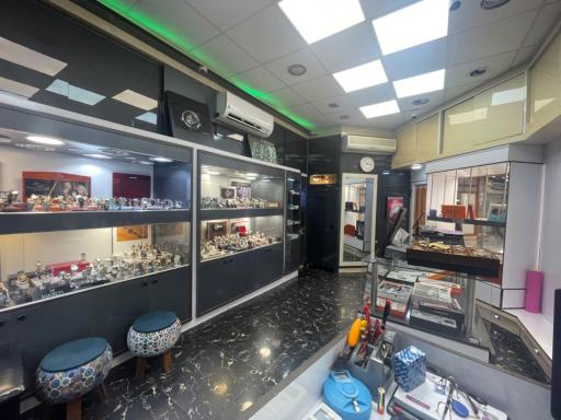 عکس گالری ساعت اشراف