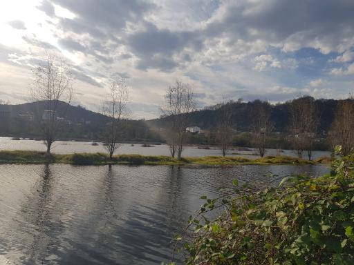 عکس آبگیر پرشکوه