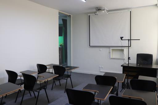 آموزشگاه برنامه نویسی کار و کمپ