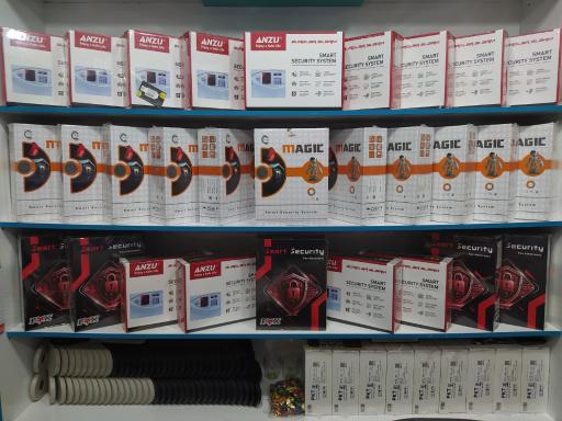 فروشگاه دوربین مداربسته و دزدگیر اماکن رضوی 