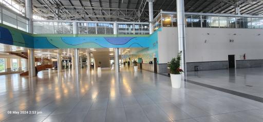 عکس پایانه مسافربری بندر کیش