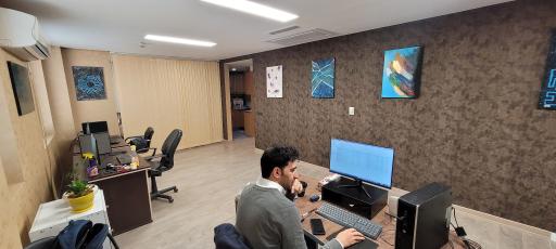 عکس گروه فناوری نیکاد