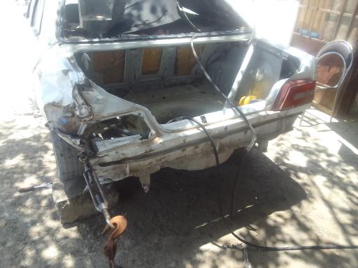 عکس تعمیرگاه مکانیکی و زیروبند سازی استاد علی