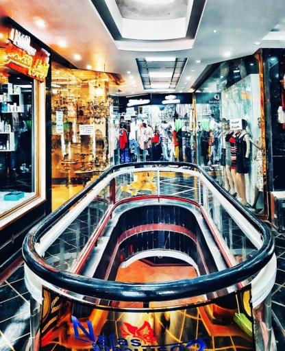 عکس پاساژ صدف