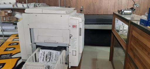 عکس چاپخانه و تابلوسازی کتیبه