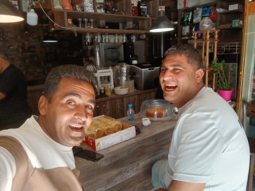 عکس کافه قهوه دایی رضا