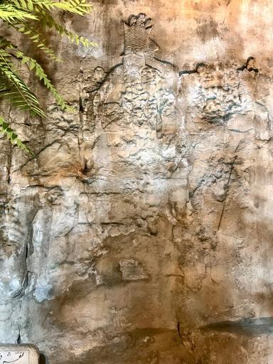 عکس نقش فتح علی شاه و پسرانش 