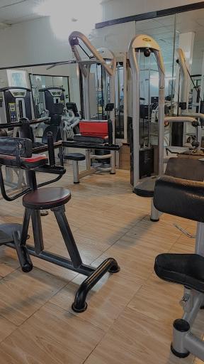 عکس باشگاه ورزشی پوریاتنان