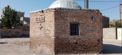 عکس آرامگاه میر اشرف