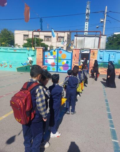 عکس دبستان شهید مجید شهریاری