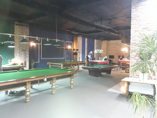 عکس باشگاه بیلیارد