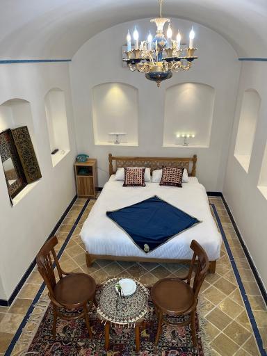 عکس هتل گیواک کاشان