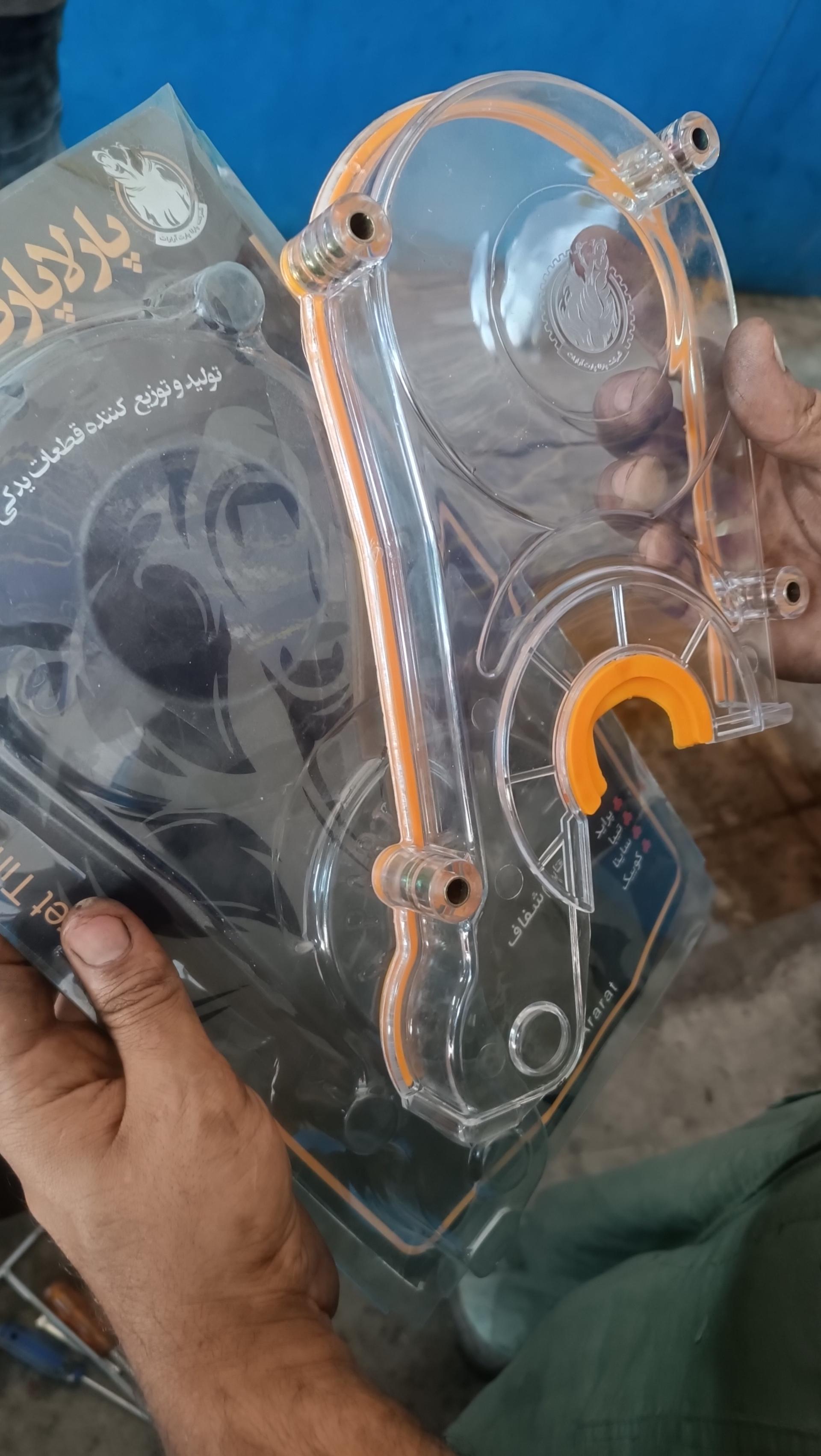 عکس تعمیرگاه مکانیکی و جلوبندی مجید