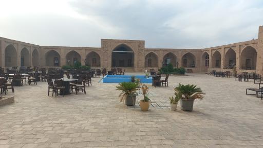 عکس کاروانسرای شاه عباسی ایوانکی