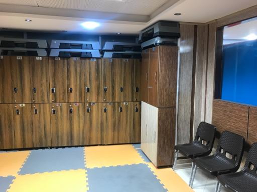 عکس باشگاه ورزشی لوتوس