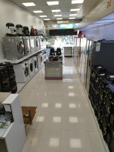 عکس فروشگاه جنس پلاس 