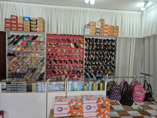 عکس فروشگاه کفش پاپا شعبه 5
