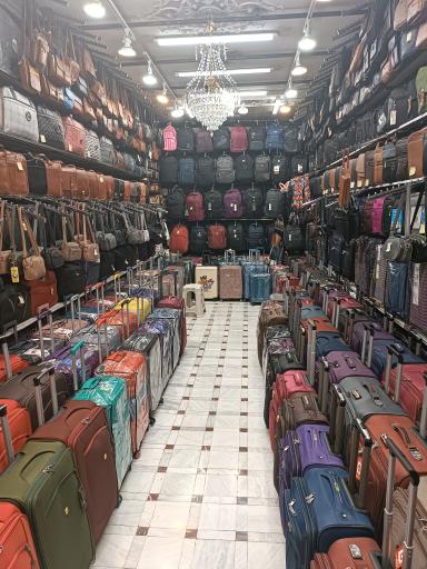 فروشگاه کیف و چمدان چرم دو غزال
