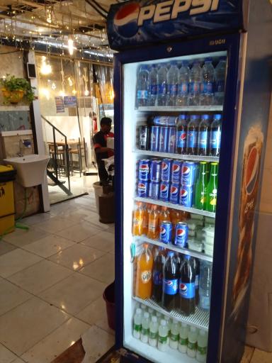 عکس کبابی مجید