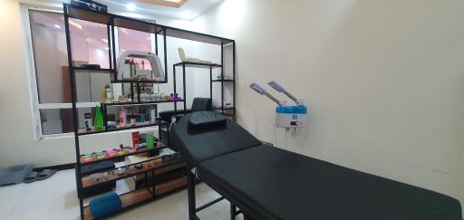 عکس آرایشگاه فرزاد برزگر