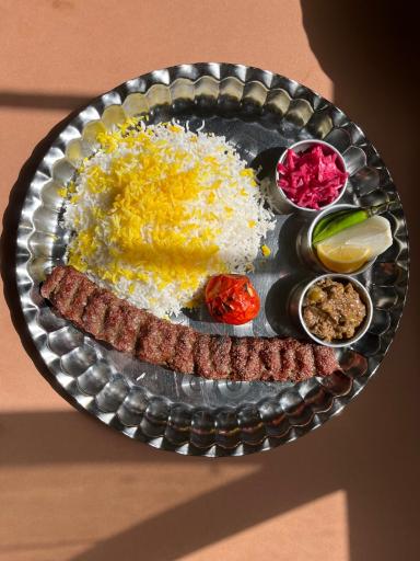 عکس رستوران سنتی الف 