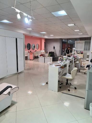 عکس سالن زیبایی المیرا