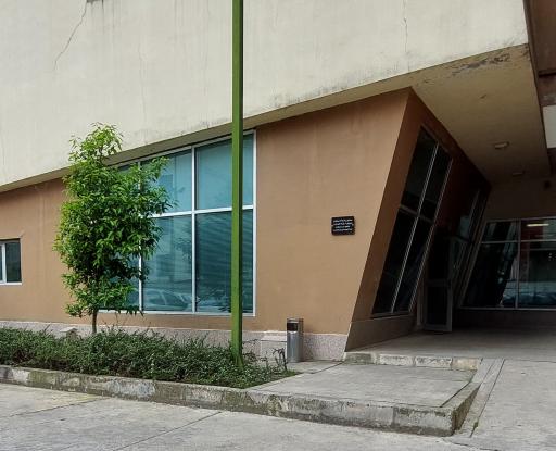 عکس بیمارستان پارس