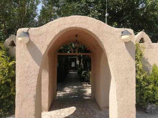 عکس باغچه بی بی