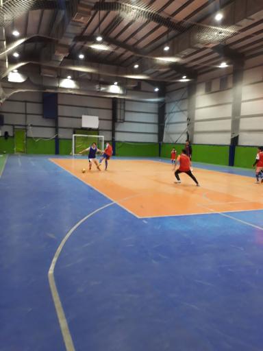 عکس سالن فوتسال شهرداری منطقه ۹