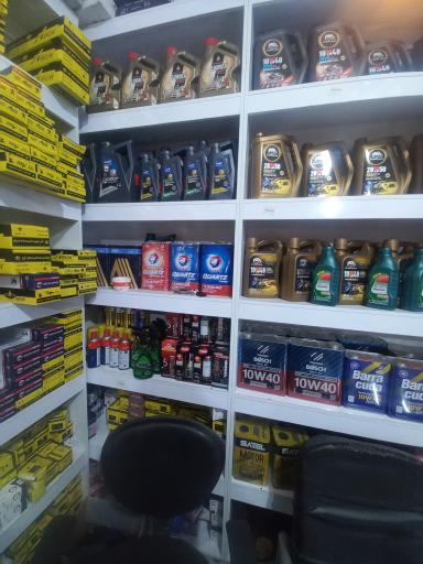 عکس تعویض روغن گیربکس اتومات اسماعیلی (شعبه ۲)