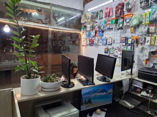 عکس مرکز کامپیوتر و تحریر ادبی