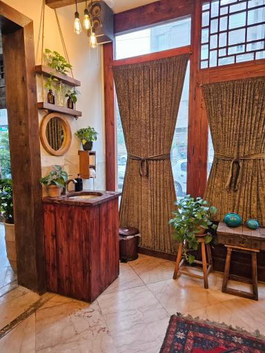 عکس رستوران گرگان کباب