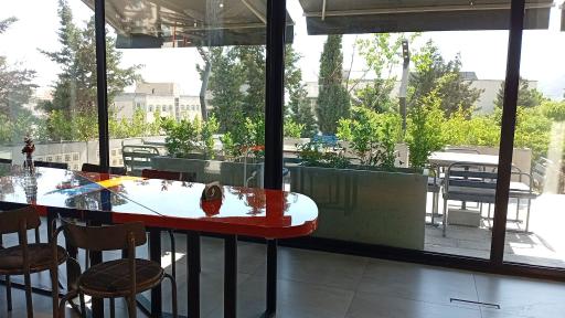 عکس کافه بیکری نوو