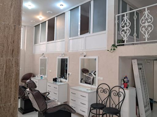عکس سالن آرایش و زیبایی نژلا