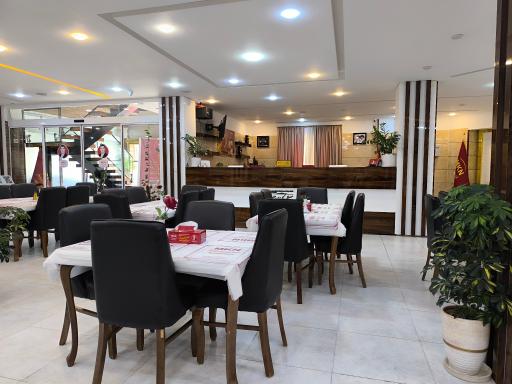 عکس رستوران  زنجیره ای مصطفی کلبادی نژاد