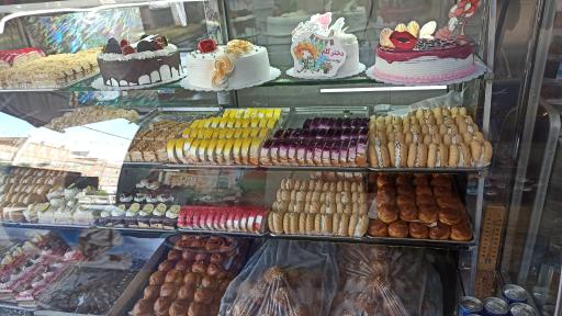 عکس شیرینی سرای سادات