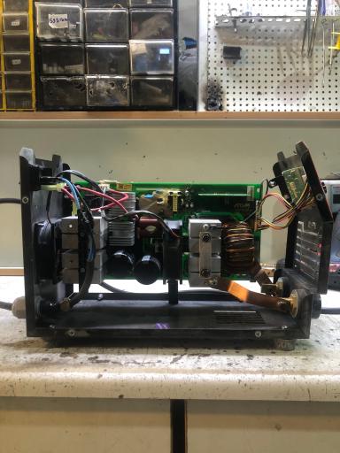 عکس تعمیرات ابزار برقی مهندس ابزار