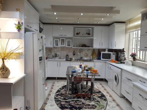 عکس کابینت فروشی تک کابین