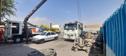 عکس پارکینگ جرثقیل کیان