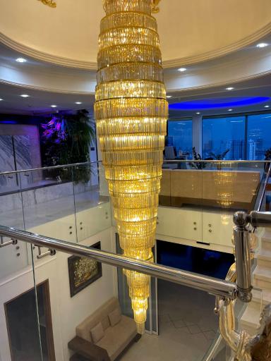 عکس دفتر وکالت علی کاشانی 