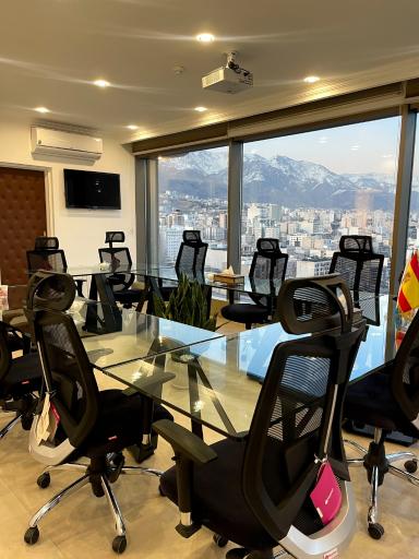 عکس دفتر وکالت علی کاشانی 