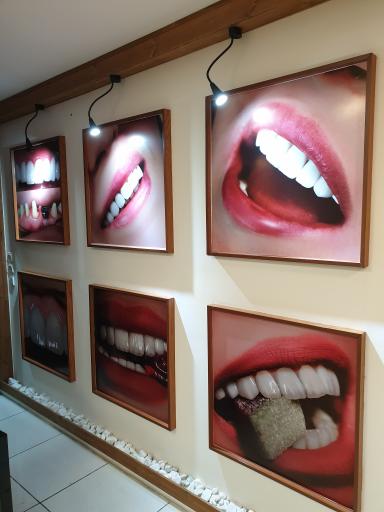 دکتر یوسف نازی متخصص دندان پزشکی