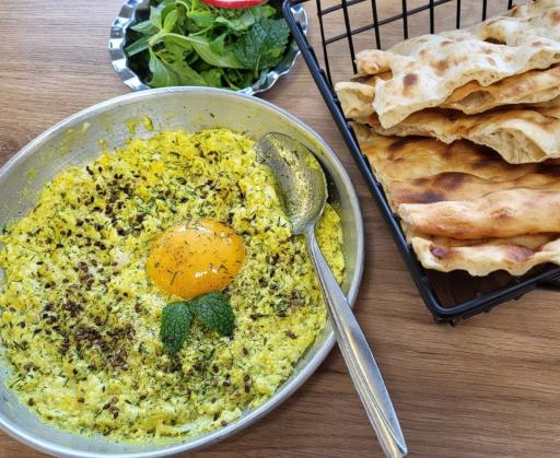 عکس کافه صبحانه پتوس